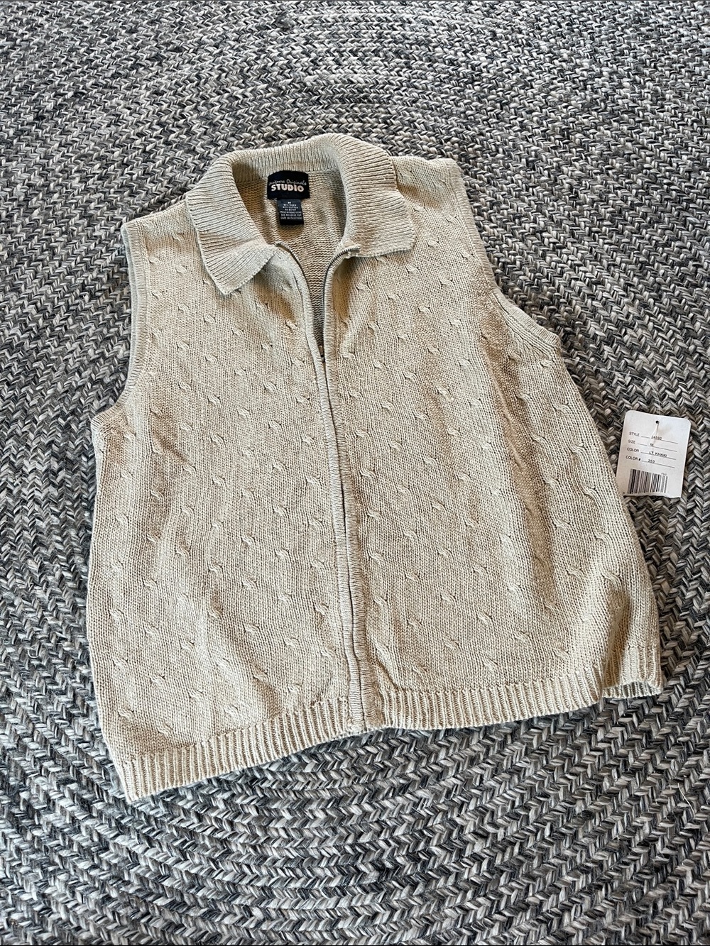 Designers Originals Collared Zip Knit Vest - Light Beige